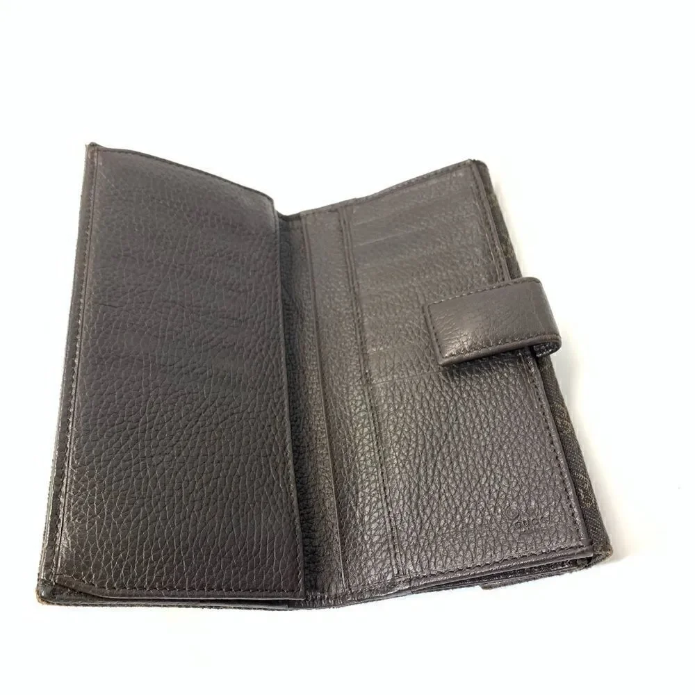 Authentic GUCCI GG Logo Long Wallet. brown